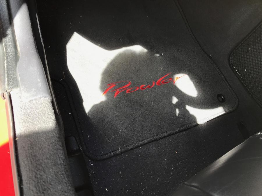 Детали интерьера Plymouth Prowler 1999 года  (фото 46 из 66)